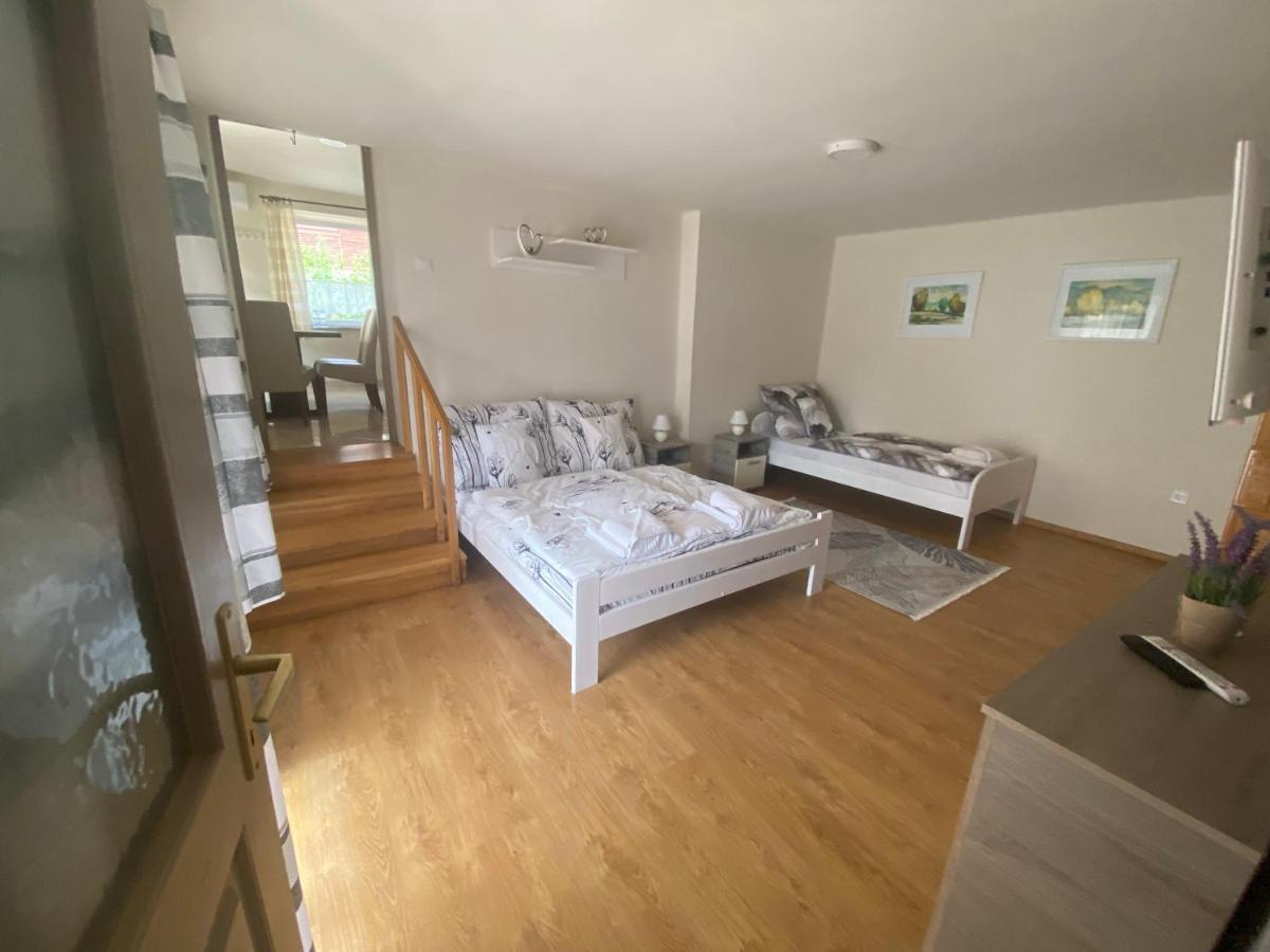 Batorka Vendeghaz Apartamento Tállya Exterior foto